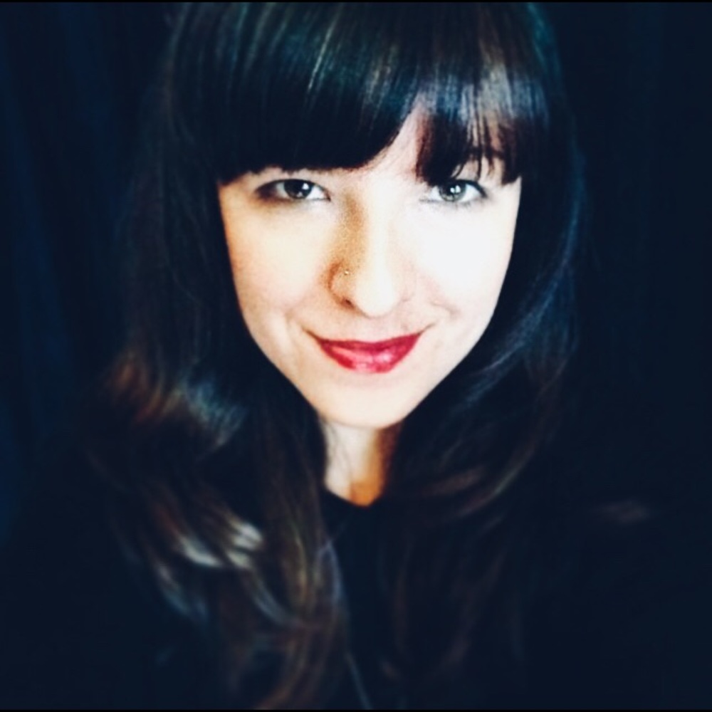 Meet your Posher, Elizabeth